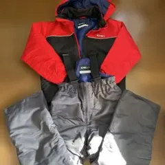 IGNIO スキーウェア 上下セット 140サイズ　おまけに手袋