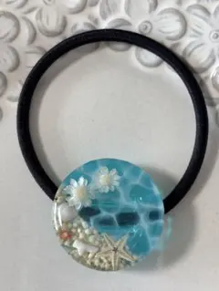 ハンドメイド レジン ヘアゴム マトリカリア グリーン No.45 - メルカリ