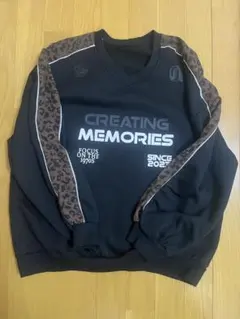 裏起毛 黒トレーナー ヒョウ柄ライン入り