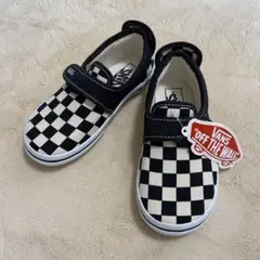キッズ　VANS チェッカー　スリッポン　18cm スニーカー　新品