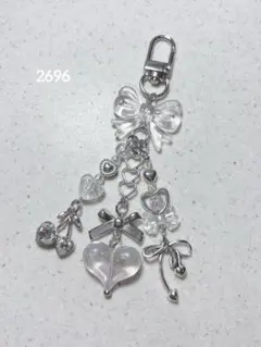 ビーズキーホルダー クリア シルバー さくらんぼ 韓国 y2k コレクトブック