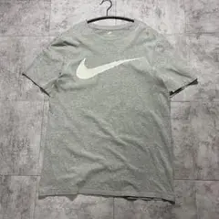 NIKE ナイキ スウッシュ ロゴ プリント tシャツ シンプルデザイン