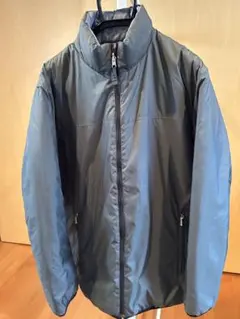 お値下げユニクロ　リバーシブルメンズジャンパー モスグリーン&グレー