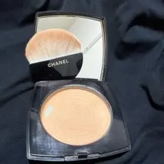 CHANEL フェイスパウダーのサムネイル