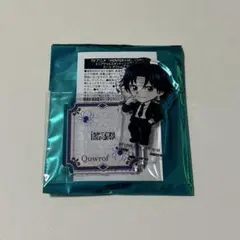 HUNTER×HUNTER クロロ ミニアクリルスタンド スーツ デフォルメ