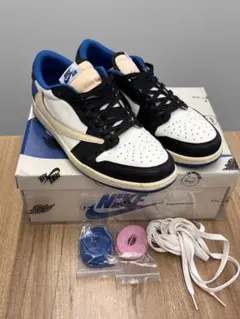 Travis Scott × Fragment ×Air Jordan1 Low