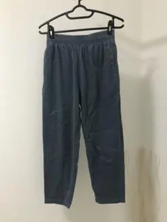 カジュアルパンツ