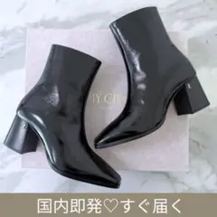 ジミーチュウ bryelle 65 エナメル　ショート　ブーツのサムネイル