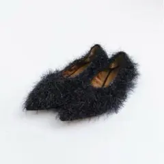 ファー素材 黒 フラットシューズ ポインテッドトゥ