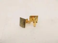 ゴールド モノグラム カフス