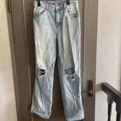 ライトブルー ダメージデニムパンツ