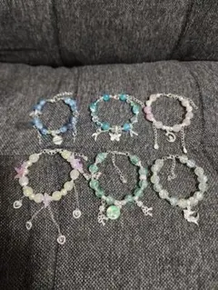 ☆期間限定大幅割引中☆15日まで チャーム付き ビーズブレスレット 6点セット