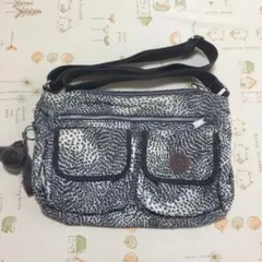 キプリングショルダーバッグ