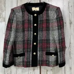 Item thumbnail for item ea5b7998-4a15-4c20-b329-e64c50b192f6