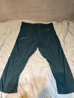 Oakley パンツ グリーン