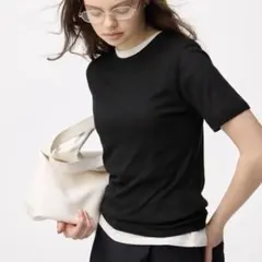 GU ソフトシアークルーネックTシャツ　半袖　Mサイズ　ブラックのサムネイル