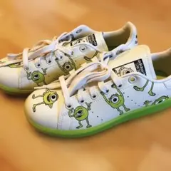 adidas Stan Smith マイク・ワゾウスキー スニーカー