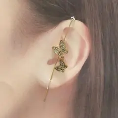 P-011 ♡ イヤーカフ フック ピアス ゴールド ♡ 蝶々 片耳用