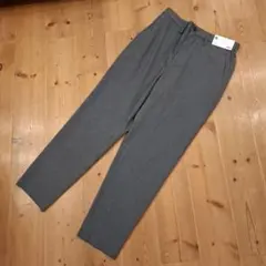 新品　GU　ストレッチイージーアンクルパンツ　S