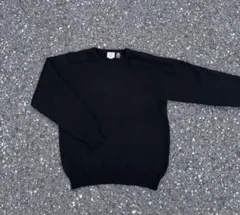 ブラック クルーネック セーター