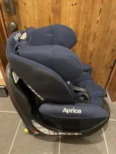 Aprica ネイビー チャイルドシート