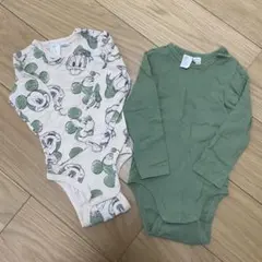 H&M Disney ミッキー柄ロンパースセット