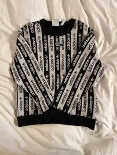 adidas originals クールネックスウェットのサムネイル