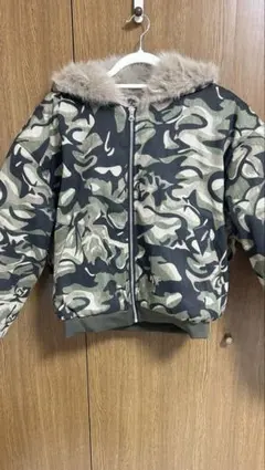 迷彩柄ファー付きボンバージャケット