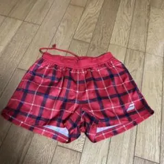 テニス用赤 チェック柄 ハーフパンツ
