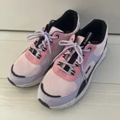 24センチ スニーカー