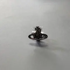 vivienne westwood ピアス　片耳　ブラック