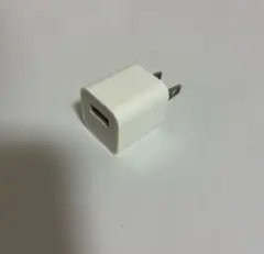 Apple純正品　iPhone 充電器ACアダプタープラグコンセントコネクタ