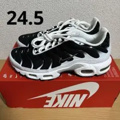 新品 NIKE AIR MAX PLUS 白黒 24.5cm