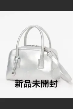 【新品】エンボスボストンバッグ