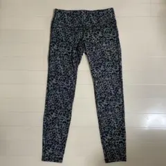 【最終値下げ】Nike レオパード柄 タイツ　ランニングタイツ トレーニング