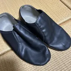 黒いジャズシューズ