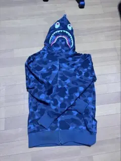 A BATHING APE アベイシングエイプカモフラ シャークパーカー黒