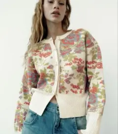 ZARA 花柄ニットカーディガン 長袖