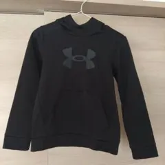 難あり　アンダーアーマー【YMD】 長袖プルオーバーパーカー 140