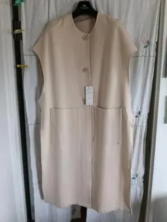 ベージュ ロングベスト