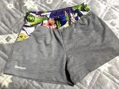 Desigual デシグアル　EUR Sサイズ ショートパンツ グレー　花