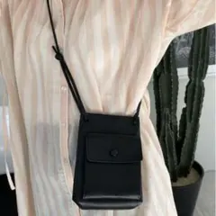 ローリーズファーム　2ポケミニショルダーバック ブラック