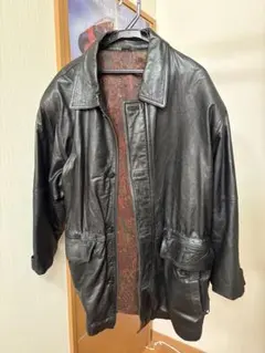 黒の羊革ロングコート レザージャケット