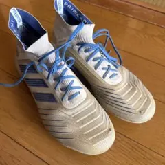 adidas PREDATOR サッカースパイク