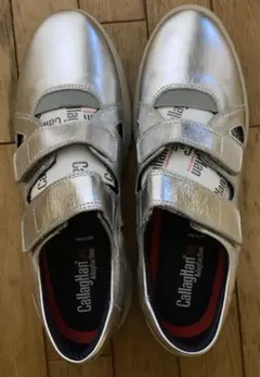 即購入OK カラハン　スニーカー　サイズ39 シルバー　レザー