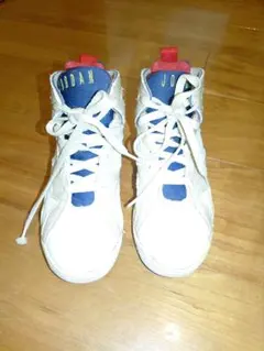 Jordan キッズスニーカー ホワイト/ネイビー/レッド