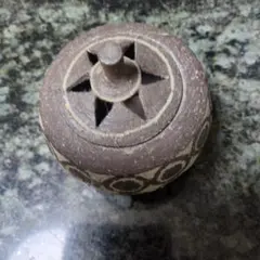 陶器製 香炉 星型の蓋付き