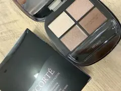 コスメデコルテ　スキンシャドウデザイニングパレット01 Rosy Brown