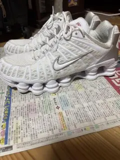 g*k様 Nike Shox ホワイト 27.5 美品