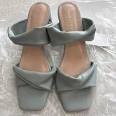 Item thumbnail for item 3895bf37-9f94-466d-a7d2-b30b606ab27e